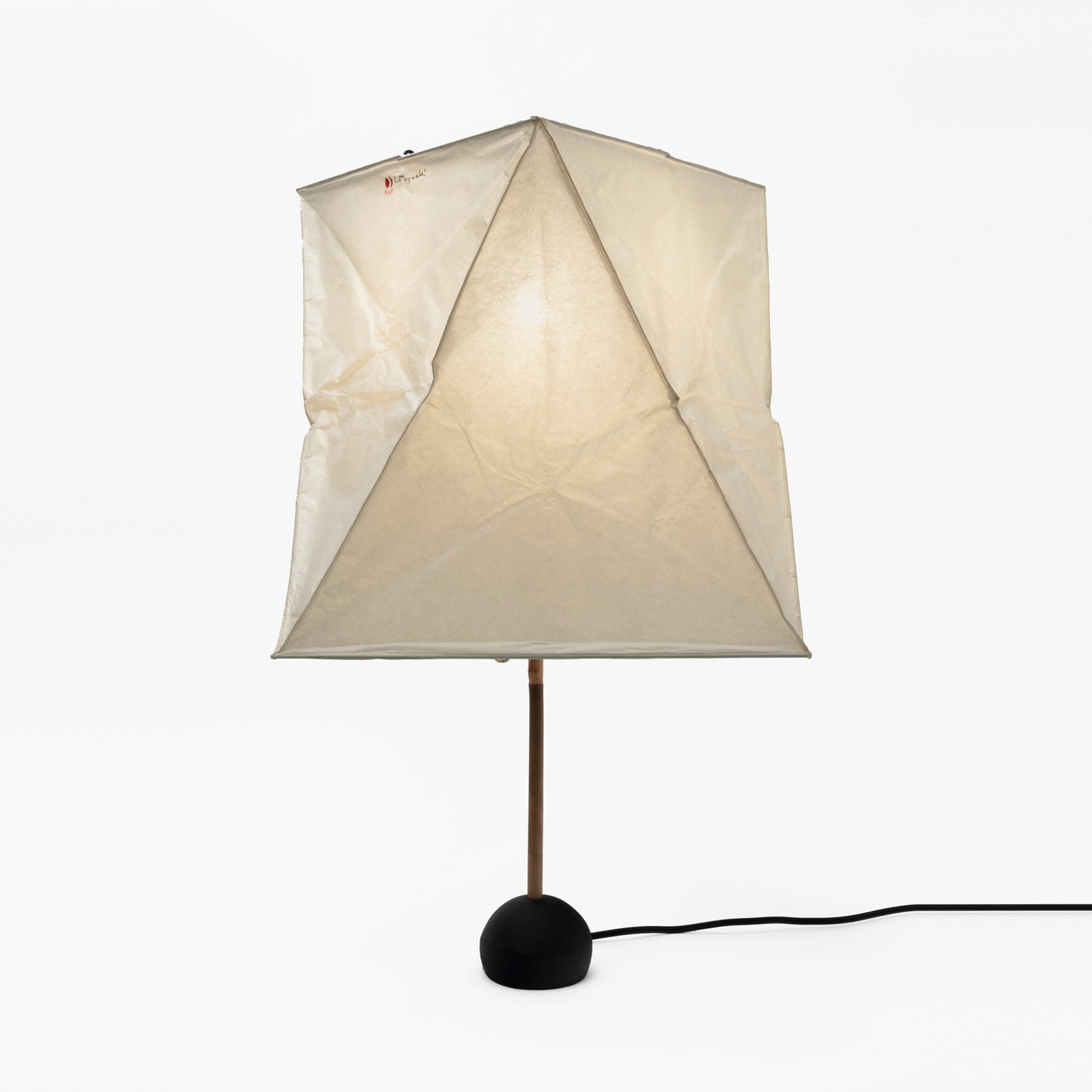 Isamu Noguchi Light Sculpture AKARI Standing lamp 26N